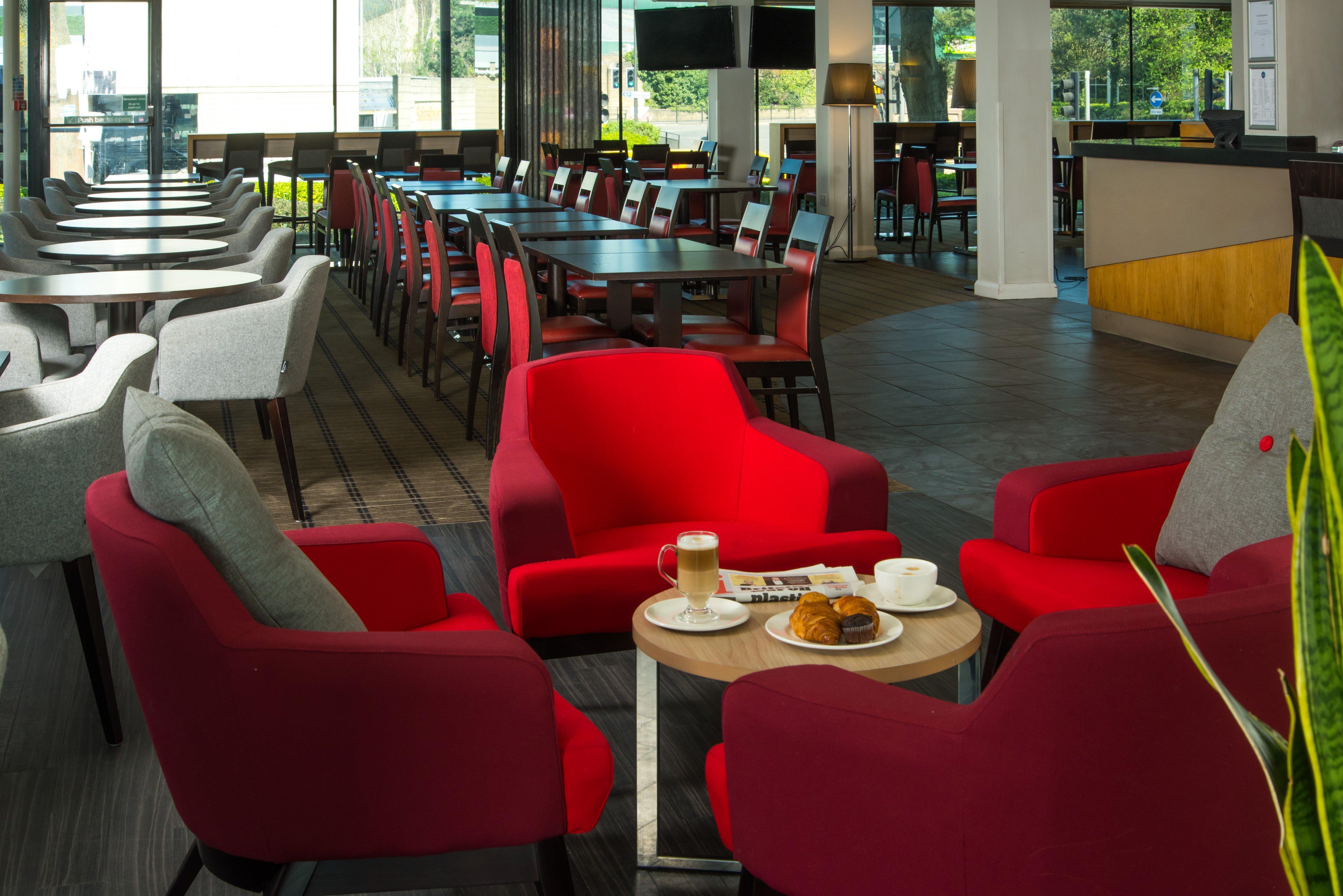 Holiday Inn Express Bath By Ihg Экстерьер фото